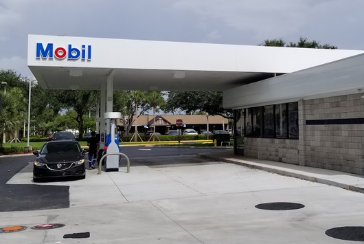 Mobil Plaza storefront